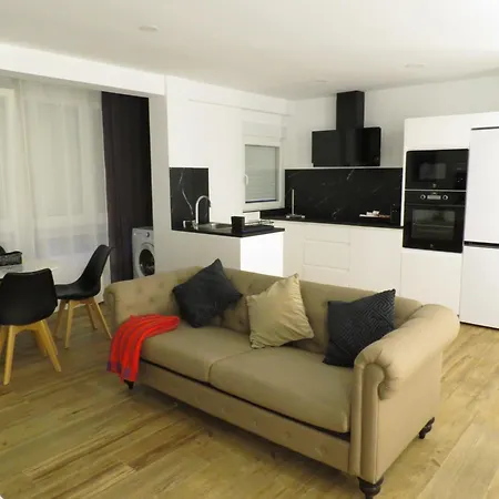 Aires Del Norte, Con Ascensor Y Wifi Gratis