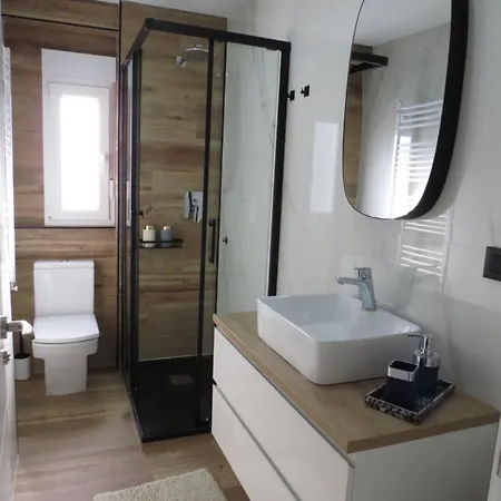 Apartman Aires Del Norte, Con Ascensor Y Wifi Gratis *