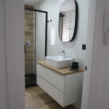 Aires Del Norte, Con Ascensor Y Wifi Gratis *